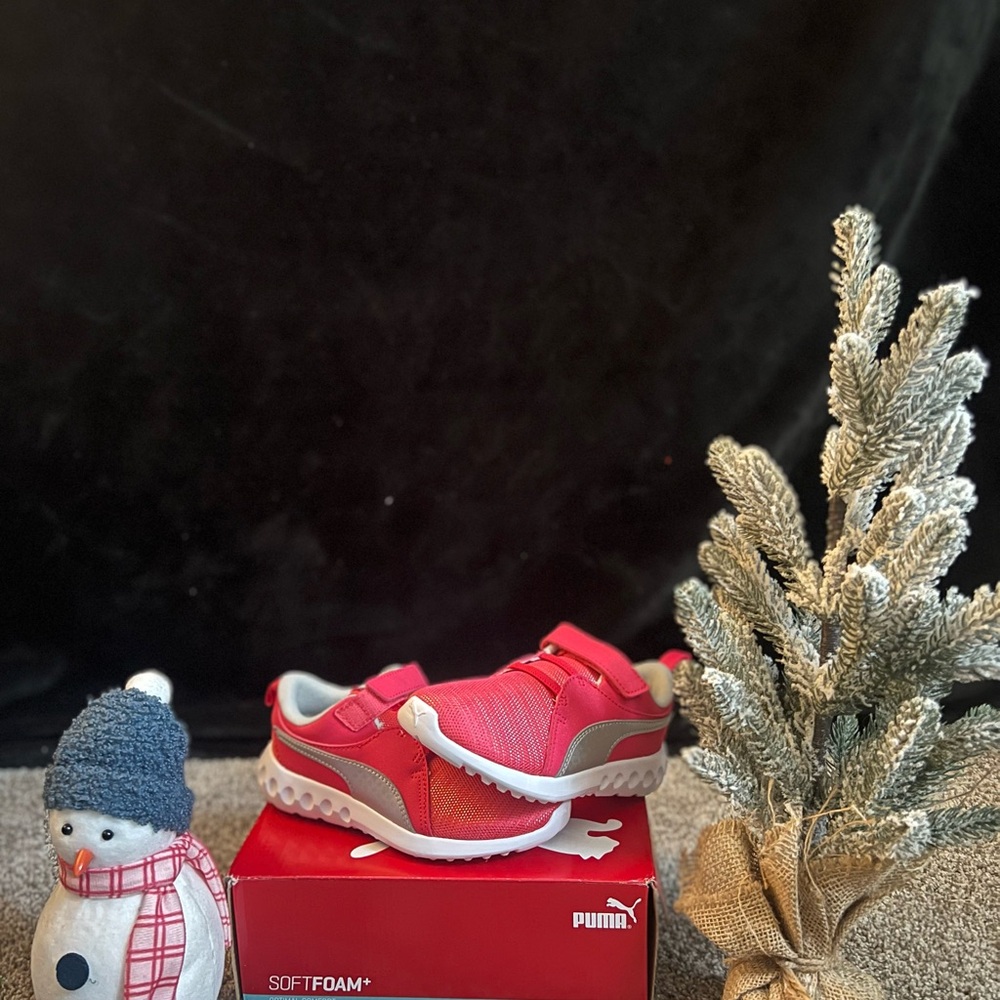 Puma Red Sneakers